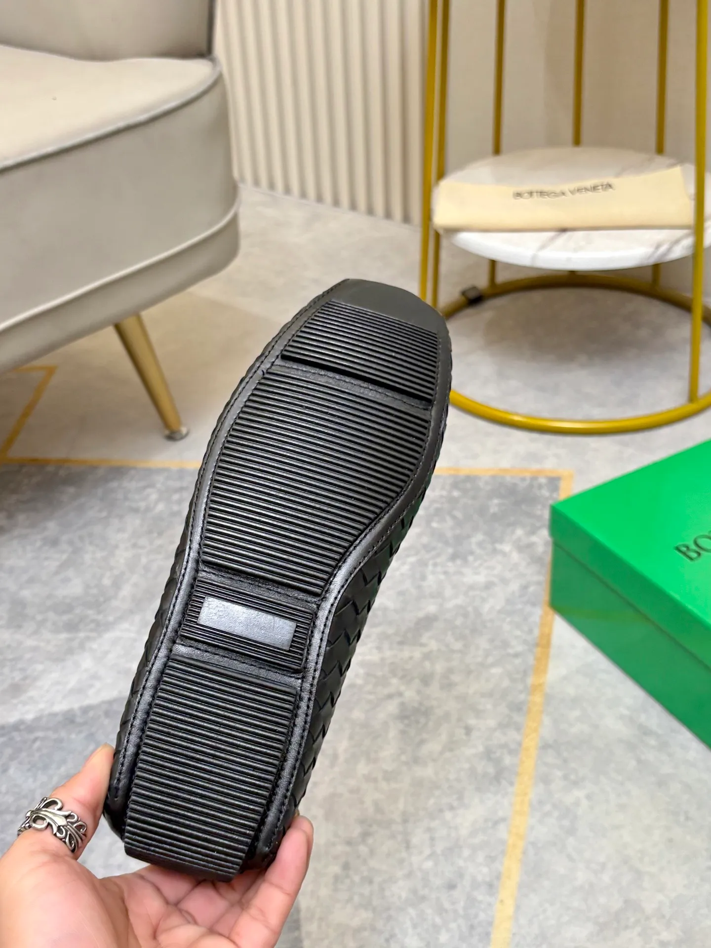 P420💰 (Niu Li + Niu Pad) [BV] The latest hot style‼ ️Casual men's shoes, uppers imported first-layer cowhide ➕Full imported cowhide lining✔️Exquisite workmanship, excellent foot feel, special rubber soles✔️, cool and fashionable, the latest fashion, fashionable outsole, hurry up.  Code number: 38-44 (can be customized to 37.45, non-refundable)